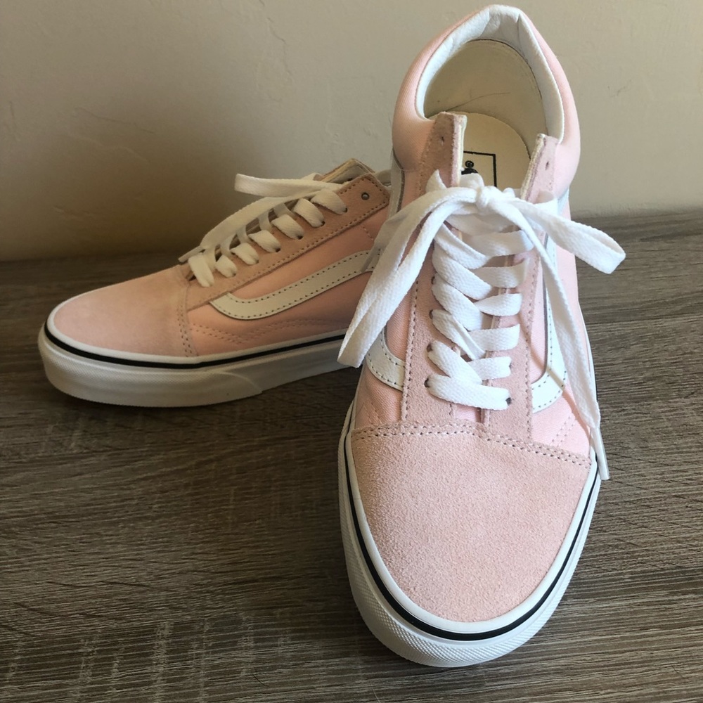 Women’s Size 9 Pink Vans